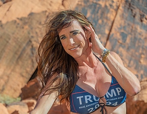 SofieMarieXXX/Trump Bikini VOF